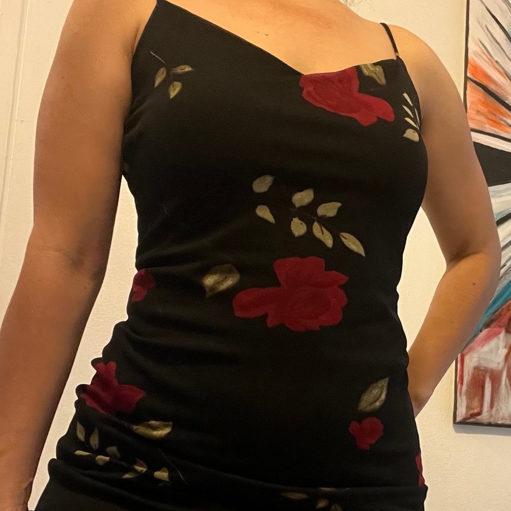 Dress - Picture 2 of 3